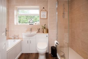 Bathroom - click for photo gallery